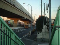 Highway Built above Highway (driver is actually resting in U-turn lane)